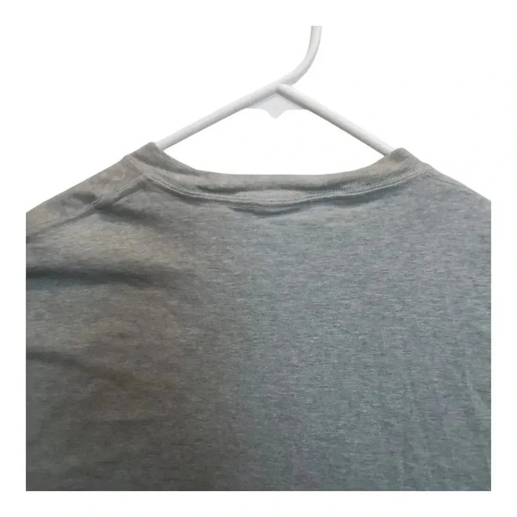 Nike Solo Swoosh Men XL Shirt Dark Grey Heather/White Embroidered Tee CV0559-063 - Picture 10 of 11